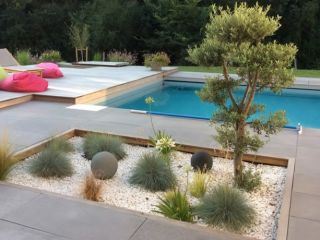 Poolumrandungen von Rouvière – der perfekte Rahmen für Ihren Sommer