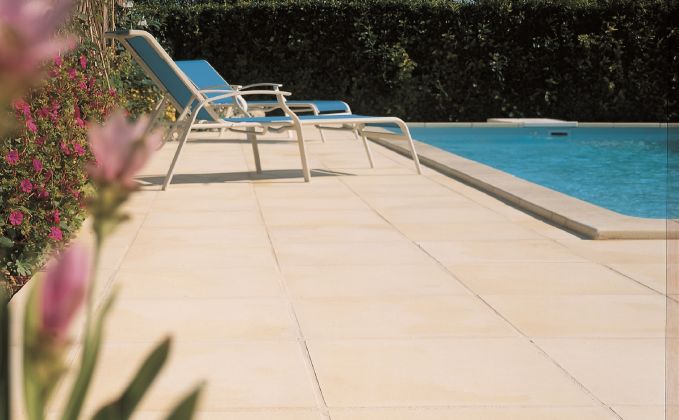 MARGELLE ESPACE PLAT BÉTON